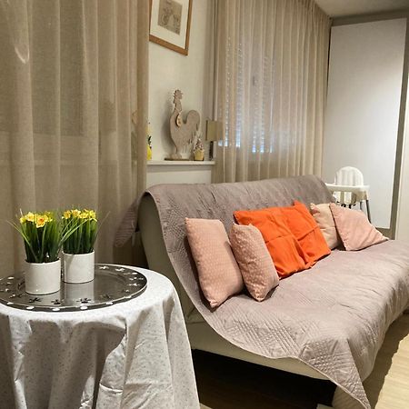 Christina Apartment นิวว์ปอร์ท ภายนอก รูปภาพ